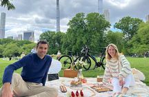 Private Central Park Bike Tour and Luxurious Picnic