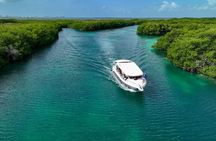 Sightseeing Boat Tour to Isla Mujeres Snorkel & Beach Club