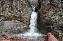 One-Day Trekking to Gusgarf Waterfall