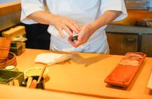 Modern Vegan Night Foodie Tour in Tokyo