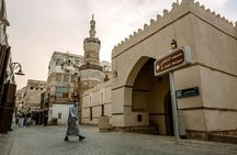  Guided Tour in Jeddah by local woman