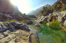 Full-Day Private Wadi Al Arbeieen-Bimmah Sinkhole-Fins Beach Tour
