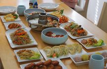 K-food cooking Japchae Mandu Tteokbokki & Fishcake