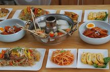K-food cooking Japchae Mandu Tteokbokki & Fishcake