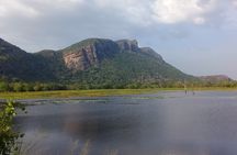 Trekking Dimbulagala Mountain