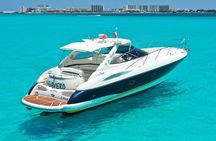 Private Premium Yacht 46FT Rental in Cancún