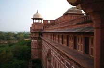 Agra Overnight Tour (Taj Mahal , Agra Fort & Itmad-Ud-Duala)