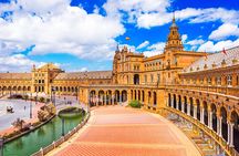 Private Monumental Walking Tour in Seville