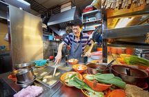 Off the Menu: Singapore Authentic Food Tour with Local Student