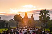 Private Angkor Sunrise Guided Tour