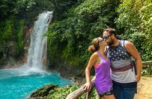 Discover Rio Celeste Labyrinth, Sloth Sanctuary & River Swim 