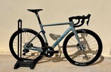 SwiftCarbon Racevox, Ultegra di2 plus DT Swiss wheel set 