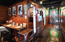 Hong Kong Fisherman’s Wharf: Aberdeen Fishing Village Boat Tour 