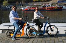 Live-Guided e-Scooter Tour of the Old Town of Prague, 60 min