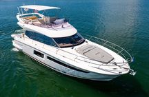 52-feet All Inclusive Flybridge Yacht Rental in Miami 