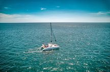 8-hour all-inclusive catamaran sailing tour from Tamarindo
