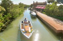 4 hours Private Boat Tour to Murano, Burano with local real guide