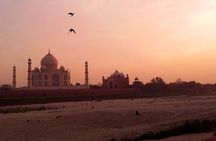 Private Taj Mahal Sunrise with Agra Day Tour from Delhi