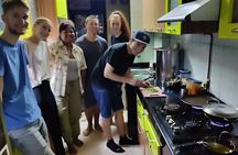 Mumbai Street Food Experience in a Local's Home