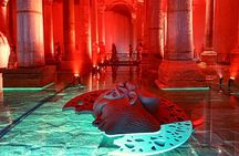 Private Guided Basilica Cistern and Topkapi Palace with Skip Line