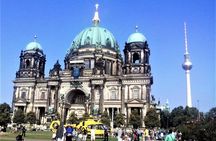 Private Walking up 15 Person with Licensed Berlin Tour Guides 