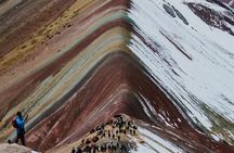 Vinicunca Mountain - Mountain 7 Colors Cusco