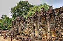 Siem Reap Bike the Angkor Temples Guided Tour with Lunch