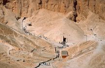 Sunrise Hot Air Balloon Ride and West Bank Private Tour in Luxor