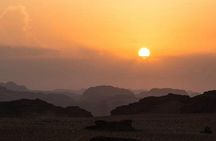 4 Hour Jeep Tour Wadi Rum Desert Highlights (morning or sunset)