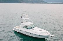 Private Tiara Yach 40ft Half Day Activity in Gulf of Papagayo