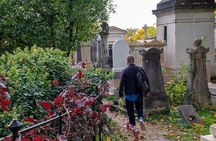 Père Lachaise Cemetery Tour: A Stroll Through Immortal History
