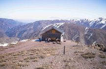 Ride in the semi-private Andes with roast