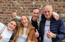 Self-Guided Secrets of Eindhoven Exploration Game