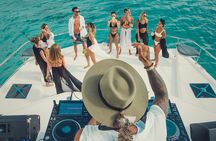 All Inclusive Cancun Party DJ Evening Beat in 51' Leopard 
