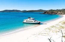 Great Keppel Island Adventure Tour - Snorkel and Boomnet