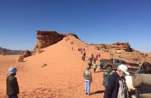 2 Hour Jeep Tour (Morning or Sunset) Wadi Rum Desert Highlights