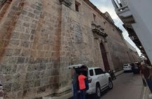 Tour in Chiva 5 hours through the City of Cartagena
