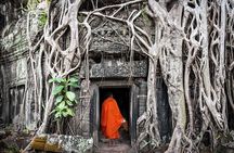 Private Angkor Temples Discovery Hosting by Local Expert