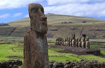 2 Days Highlights Tour in Easter Island Moai and Nature