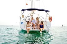 Barcelona Private Sailing with Open Bar & Snacks (max 9)