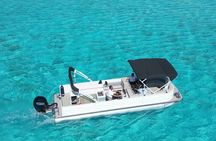 Private Lagoon Tour on a Prestigious Pontoon Boat in Bora Bora