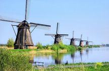 Small group tour to Kinderdijk windmills and Delft from Amsterdam
