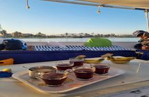 Nile Sunset Felucca Boat in Luxor {Privat}