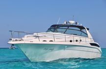 Cruise in Elegance: Luxury Yacht Rental in Cancun