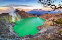 Overnight Private Tour from Bali to Mount Ijen's Blue Flames