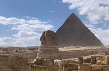 Private Guided Tour to Pyramids of Giza and Sphinx