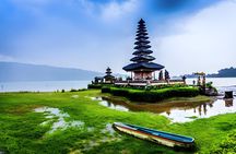 Bali Dolphin Watching Sunrise Tour in Lovina Beach