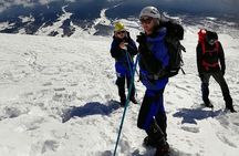 Ascent of the Llaima Volcano 