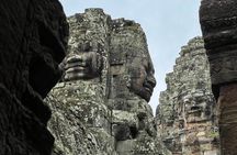 2-Day Guided Trip to Angkor Wat & Kulen Mountain with Picnic 