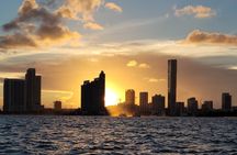 90 min Private Sunset Cruise Around Miami Celebrities Mansions